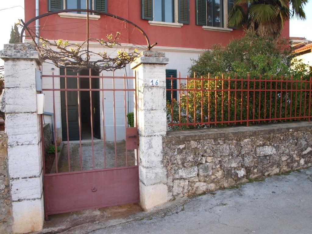 Rovinj'S Flowers Apartments Екстер'єр фото