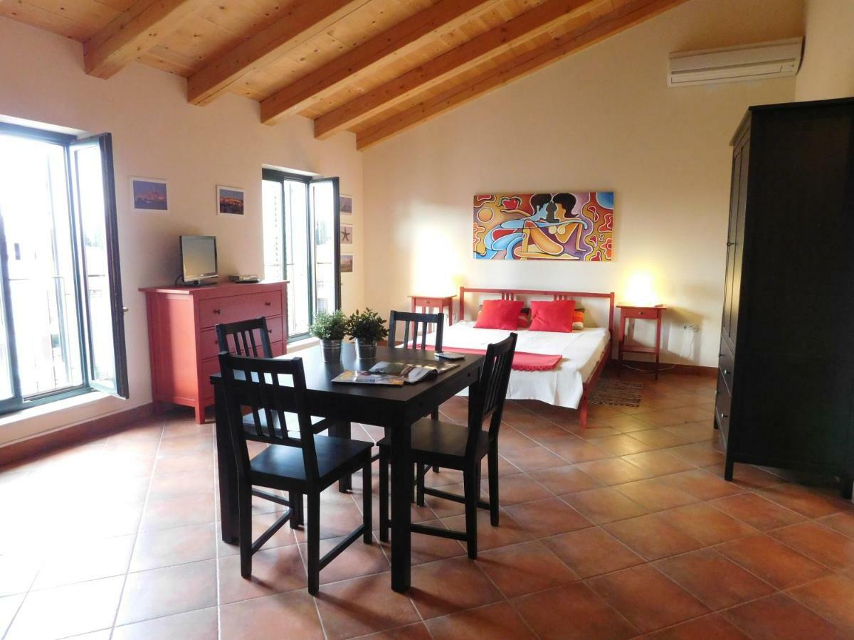 Rovinj'S Flowers Apartments Екстер'єр фото